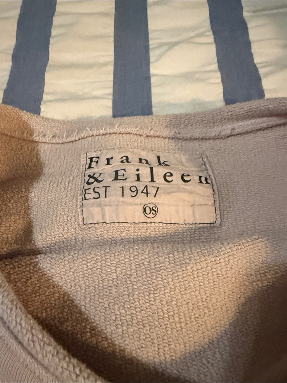 Cozy Women’s Top and Wide-Leg Joggers Set in Light Beige - Picture 3 of 4
